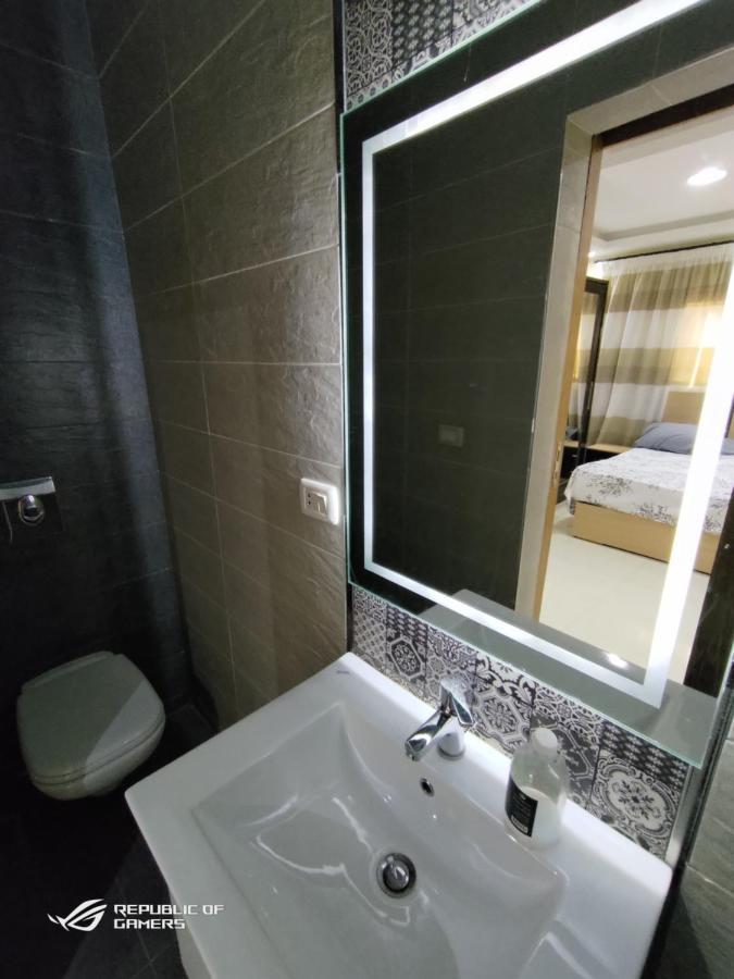 3 Bedrooms Luxurious In Nasr *